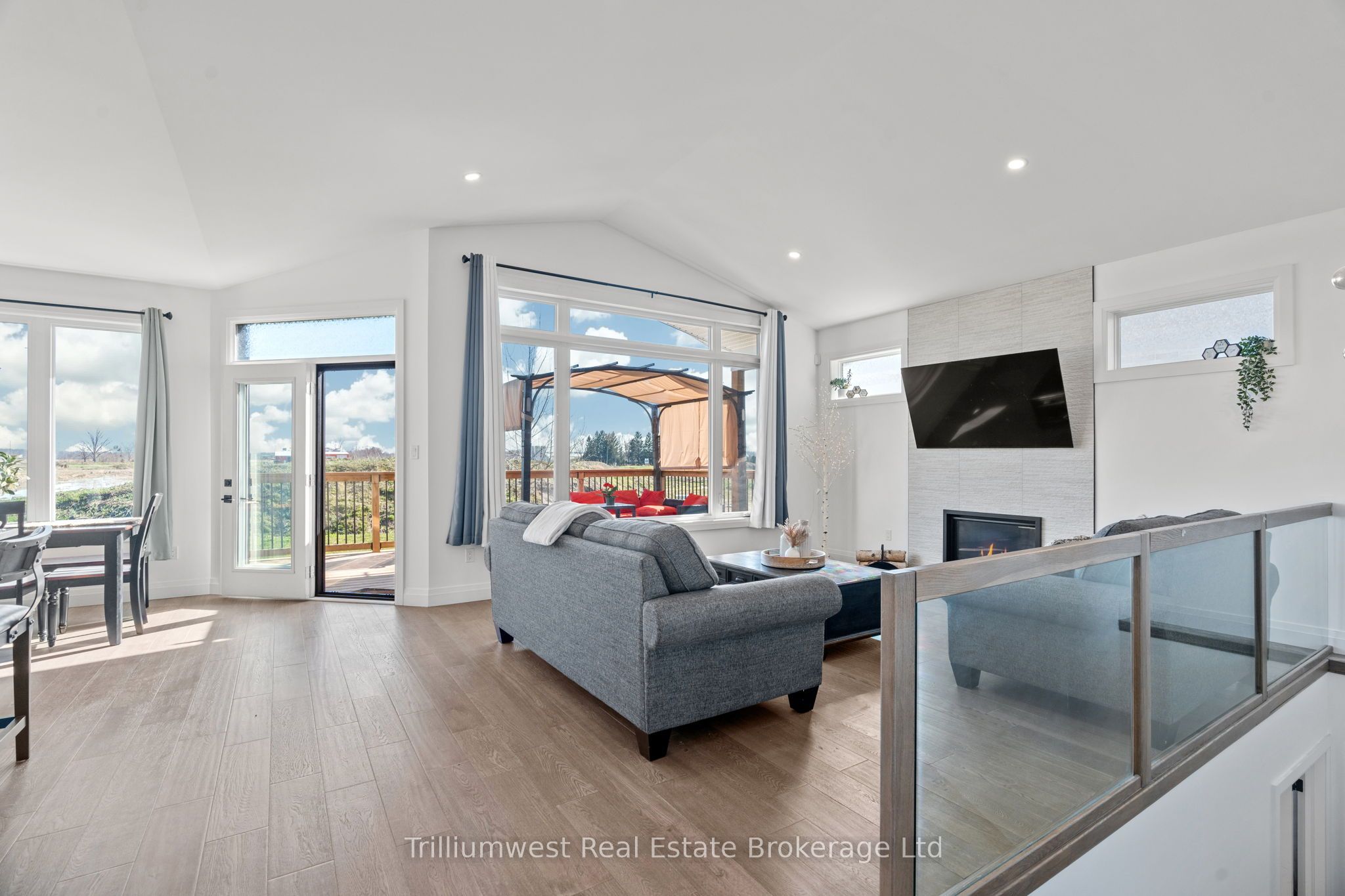 155 Mcleod Street Property Photo 7