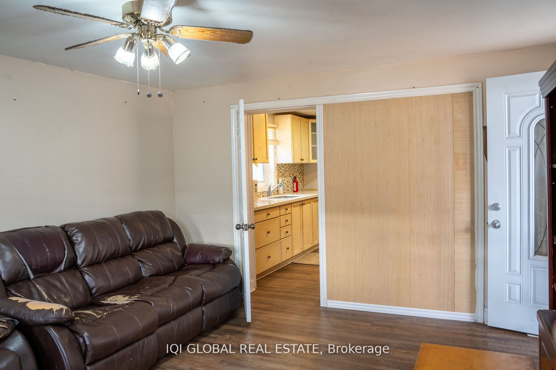 840 Duke Street Property Photo 3