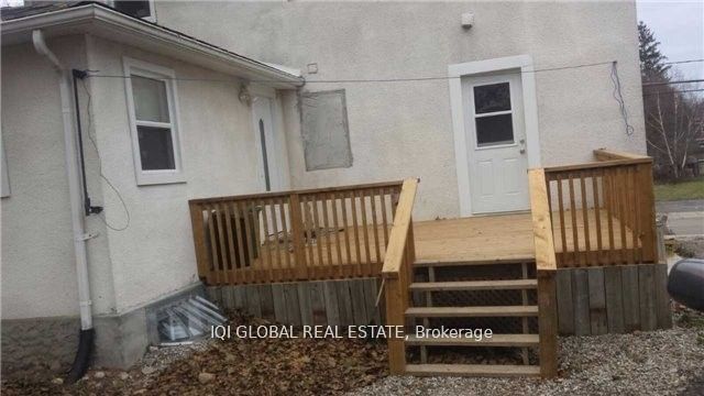 840 Duke Street Property Photo 6