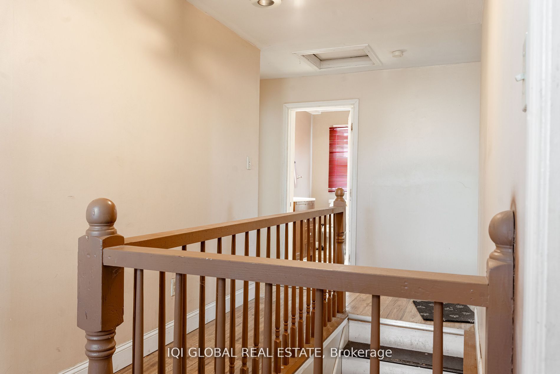 840 Duke Street Property Photo 9