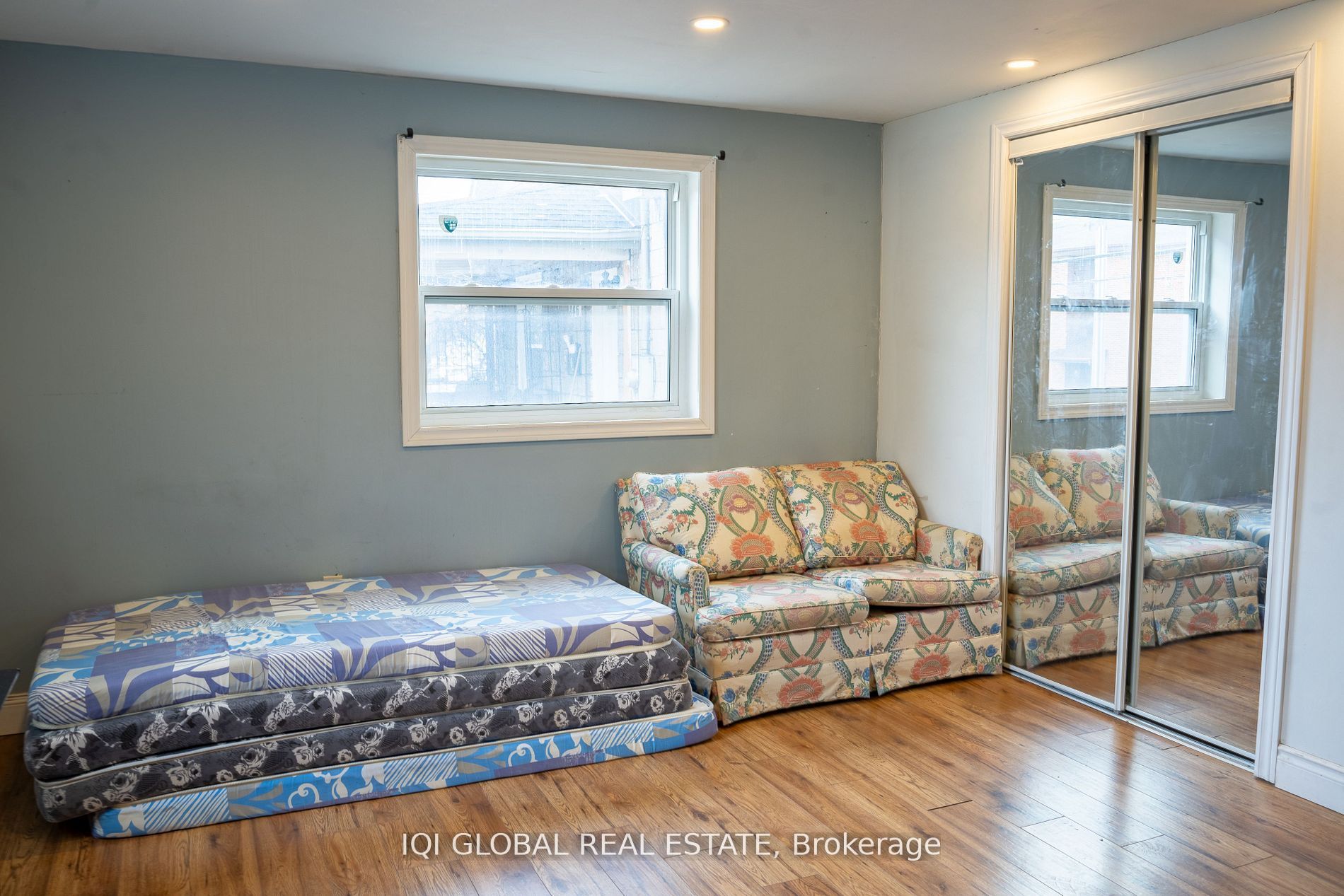 840 Duke Street Property Photo 16