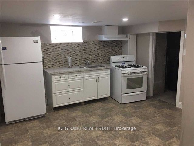 840 Duke Street Property Photo 28