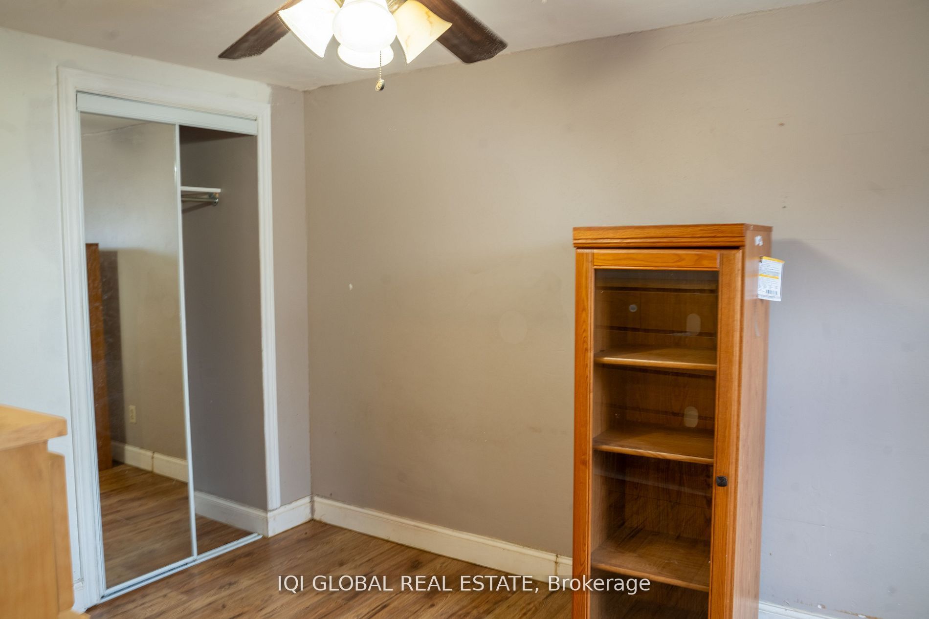 840 Duke Street Property Photo 33