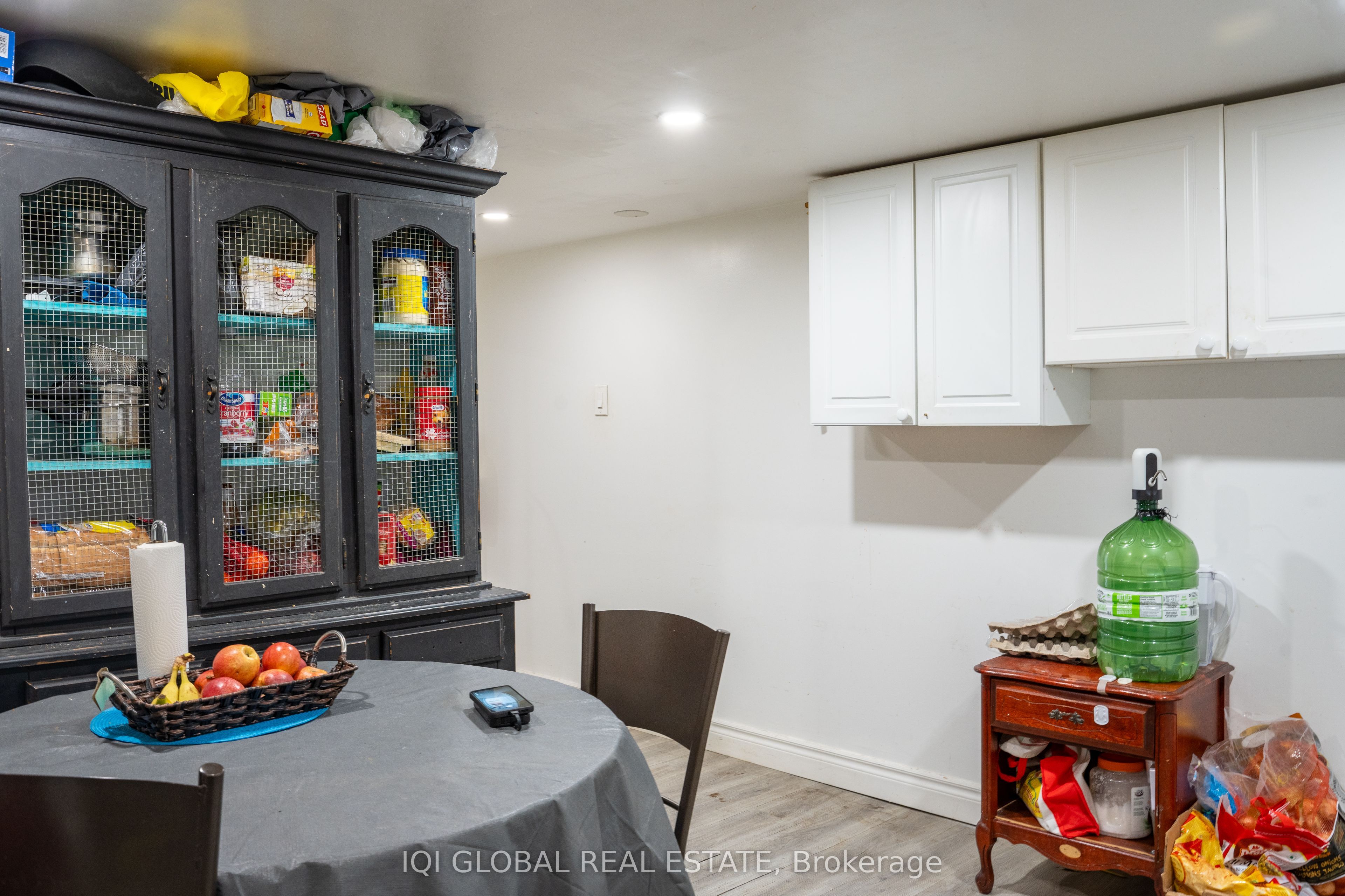 840 Duke Street Property Photo 36