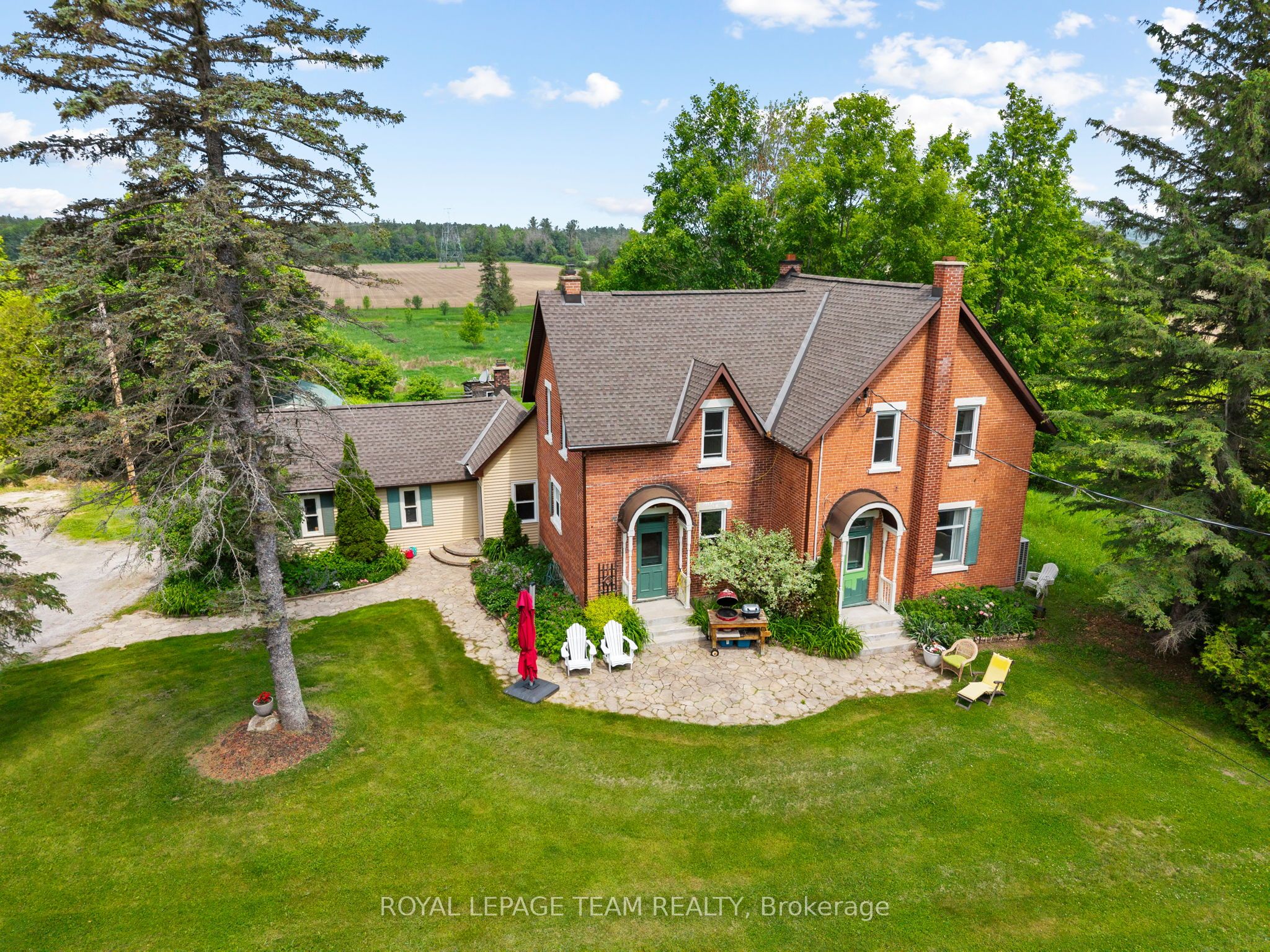 2553 Galetta Side Road Property Photo 1