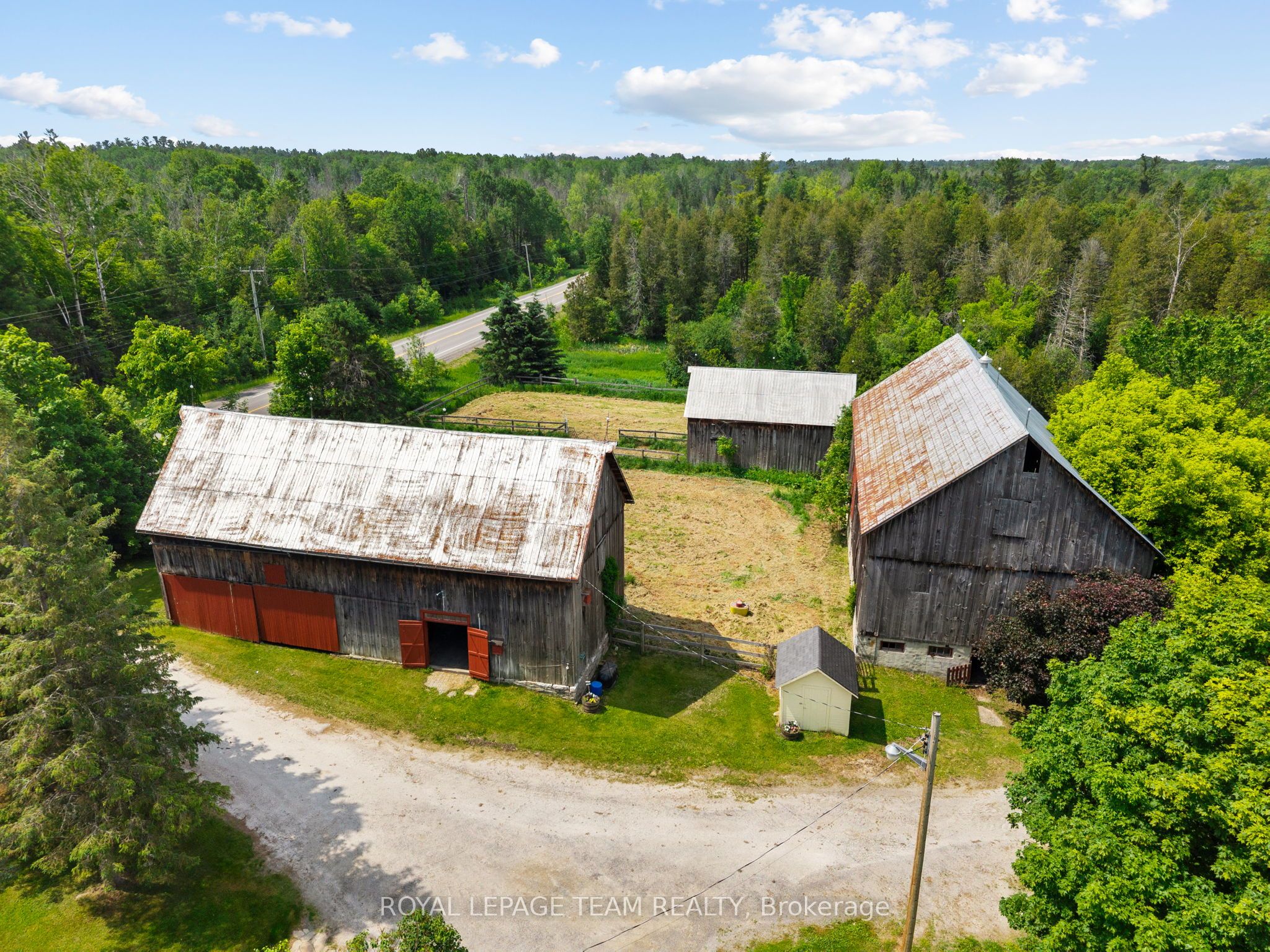 2553 Galetta Side Road Property Photo 5