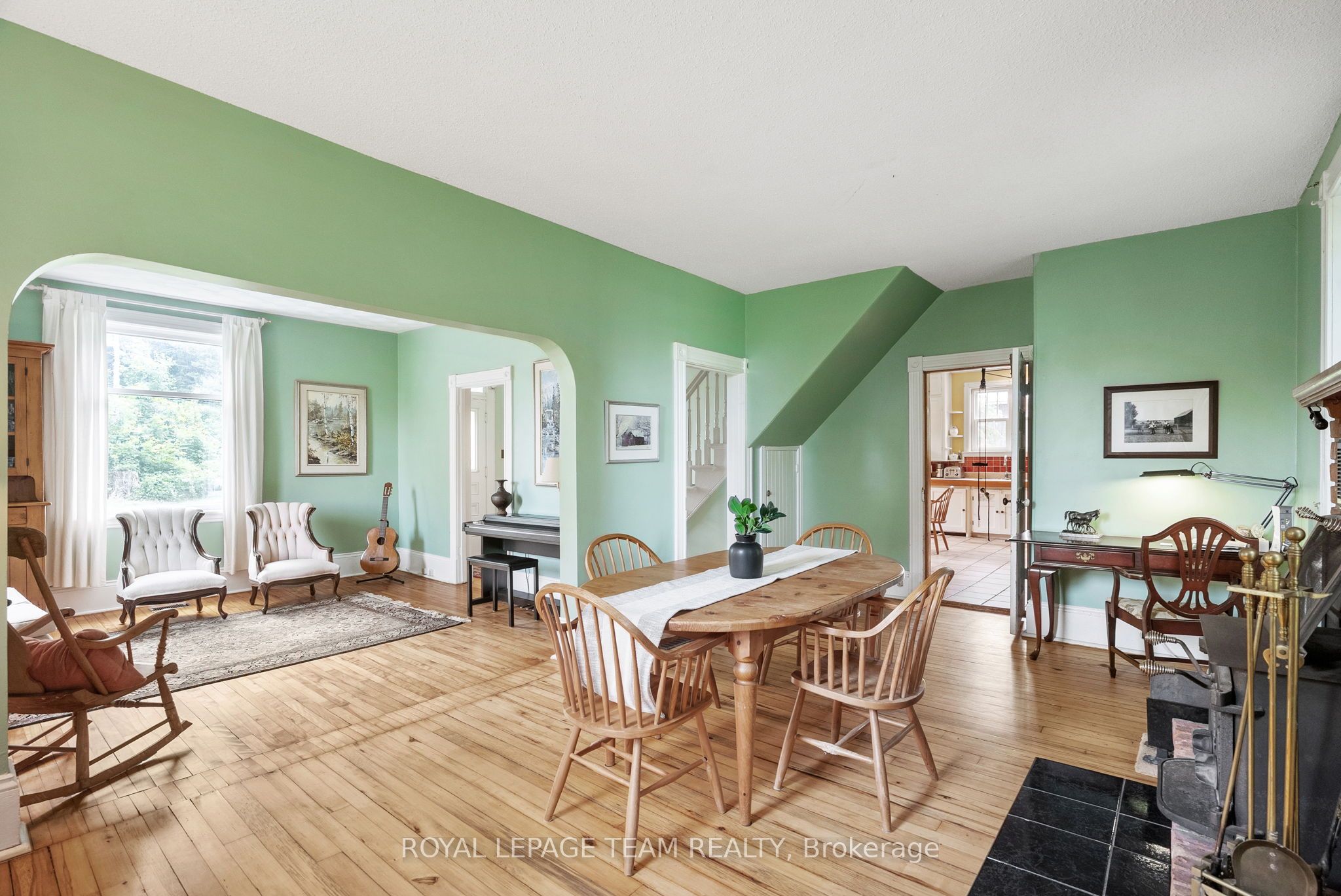 2553 Galetta Side Road Property Photo 12