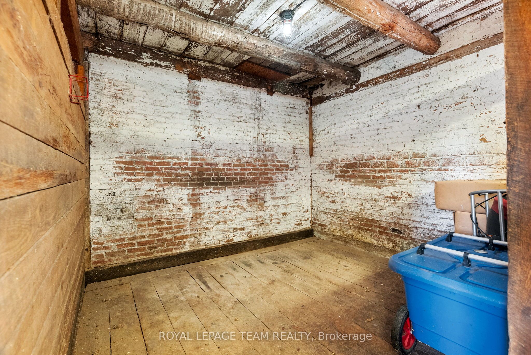 2553 Galetta Side Road Property Photo 35