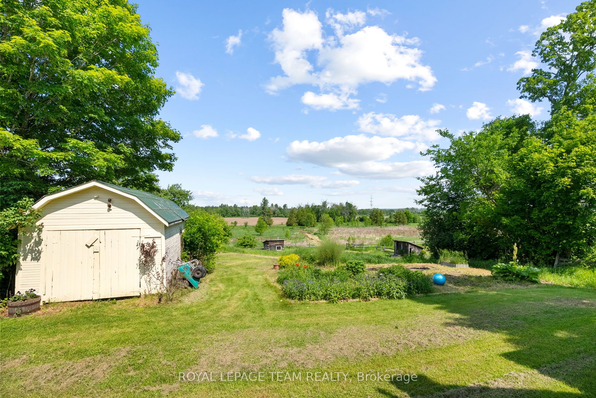 2553 Galetta Side Road Property Photo 45