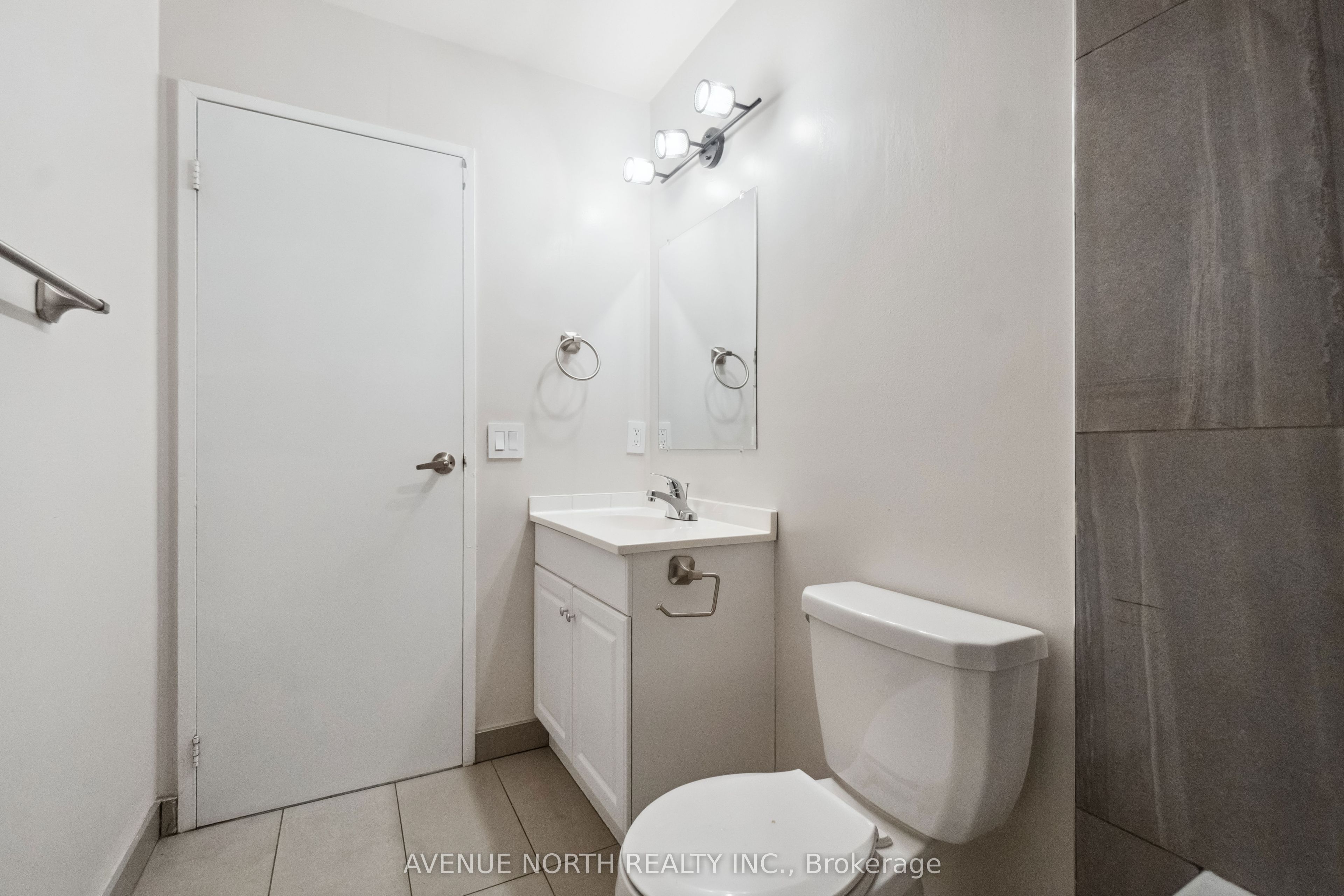 #7 - 3089 Quail Drive Property Photo 33