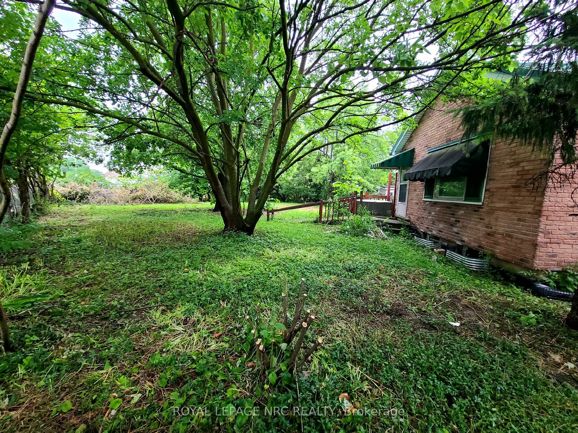 19 Eastchester Avenue Property Photo 6