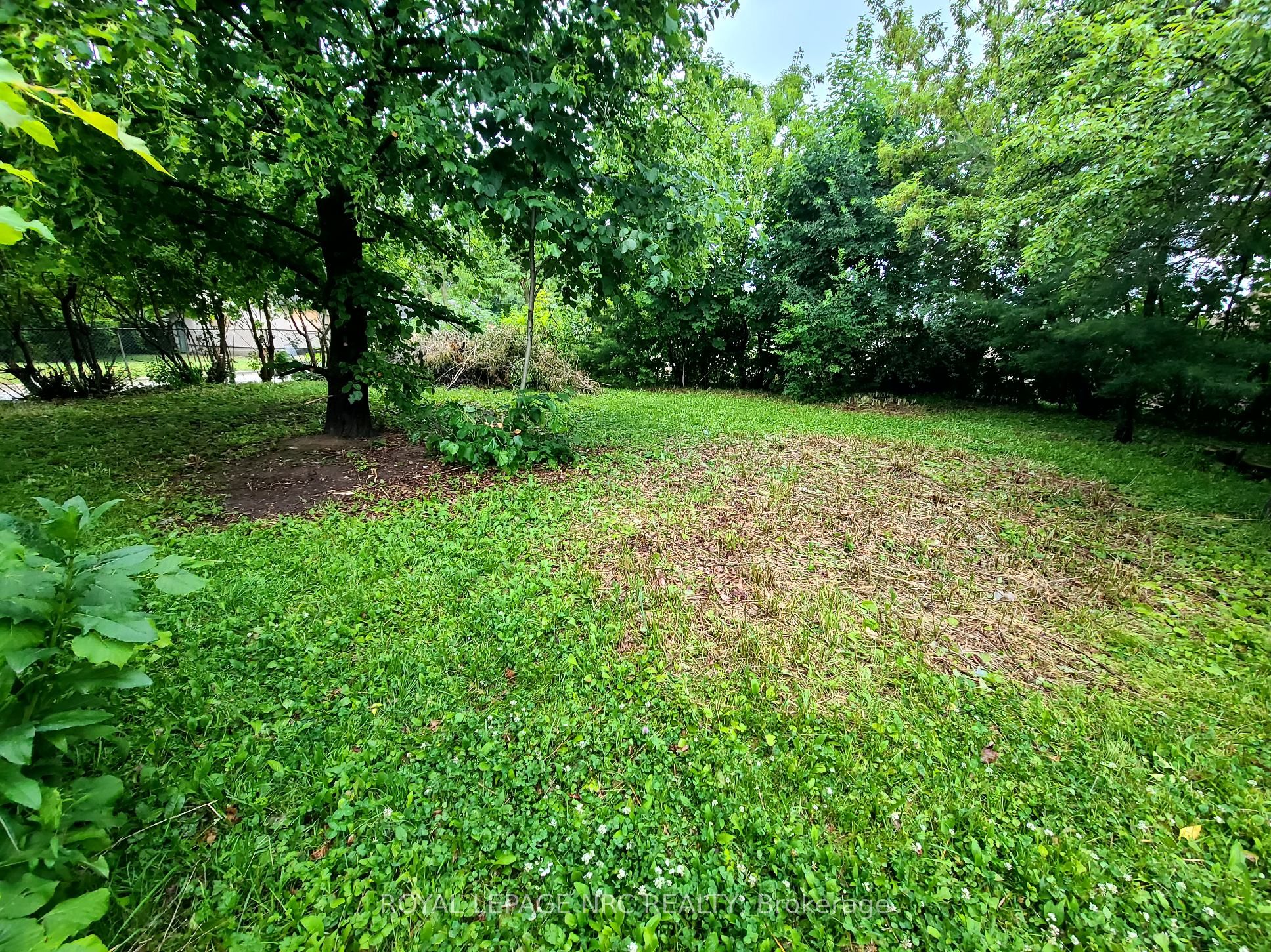 19 Eastchester Avenue Property Photo 9