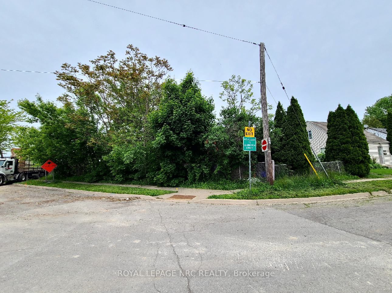 19 Eastchester Avenue Property Photo 11