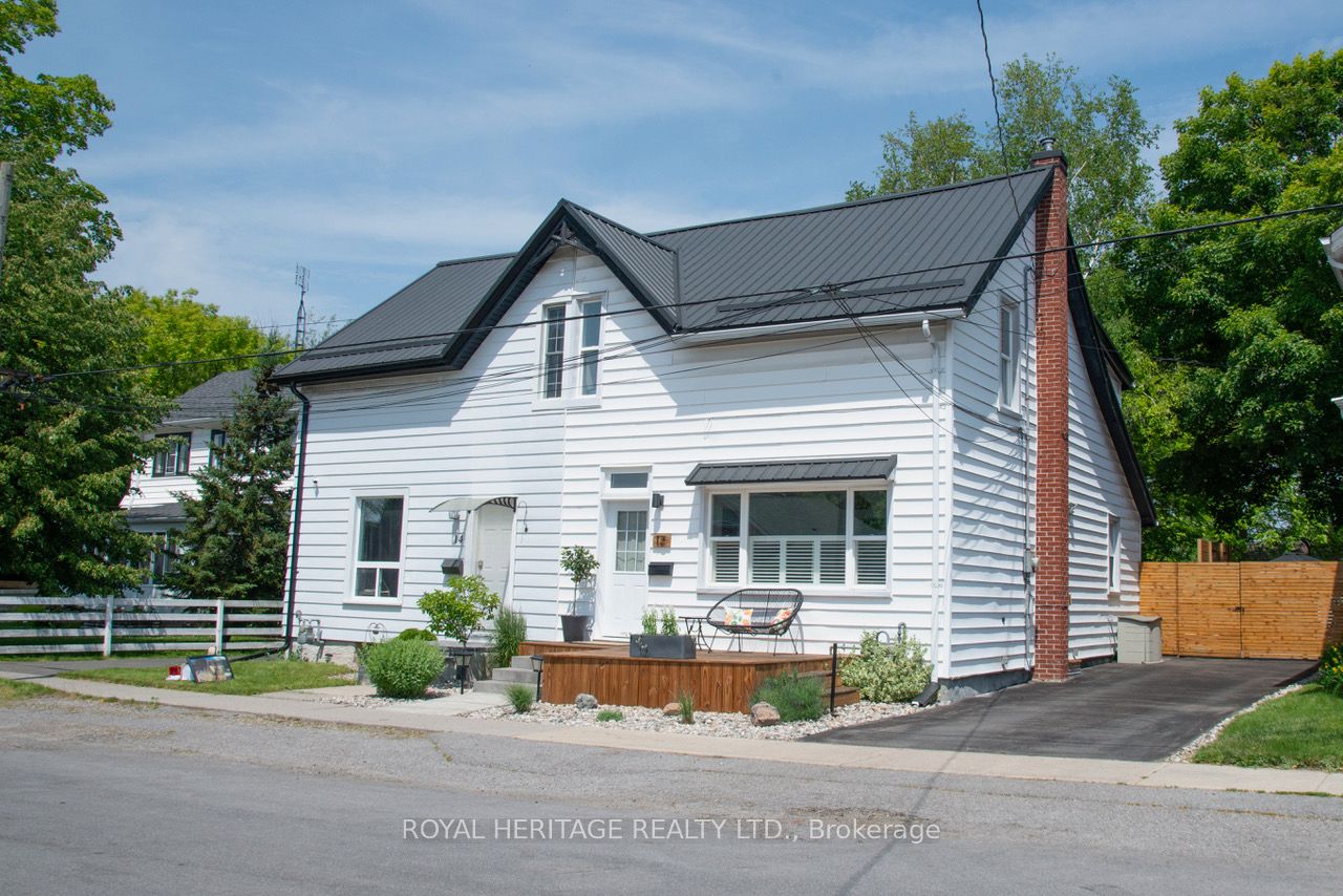 12 Spencer Street Property Photo 1