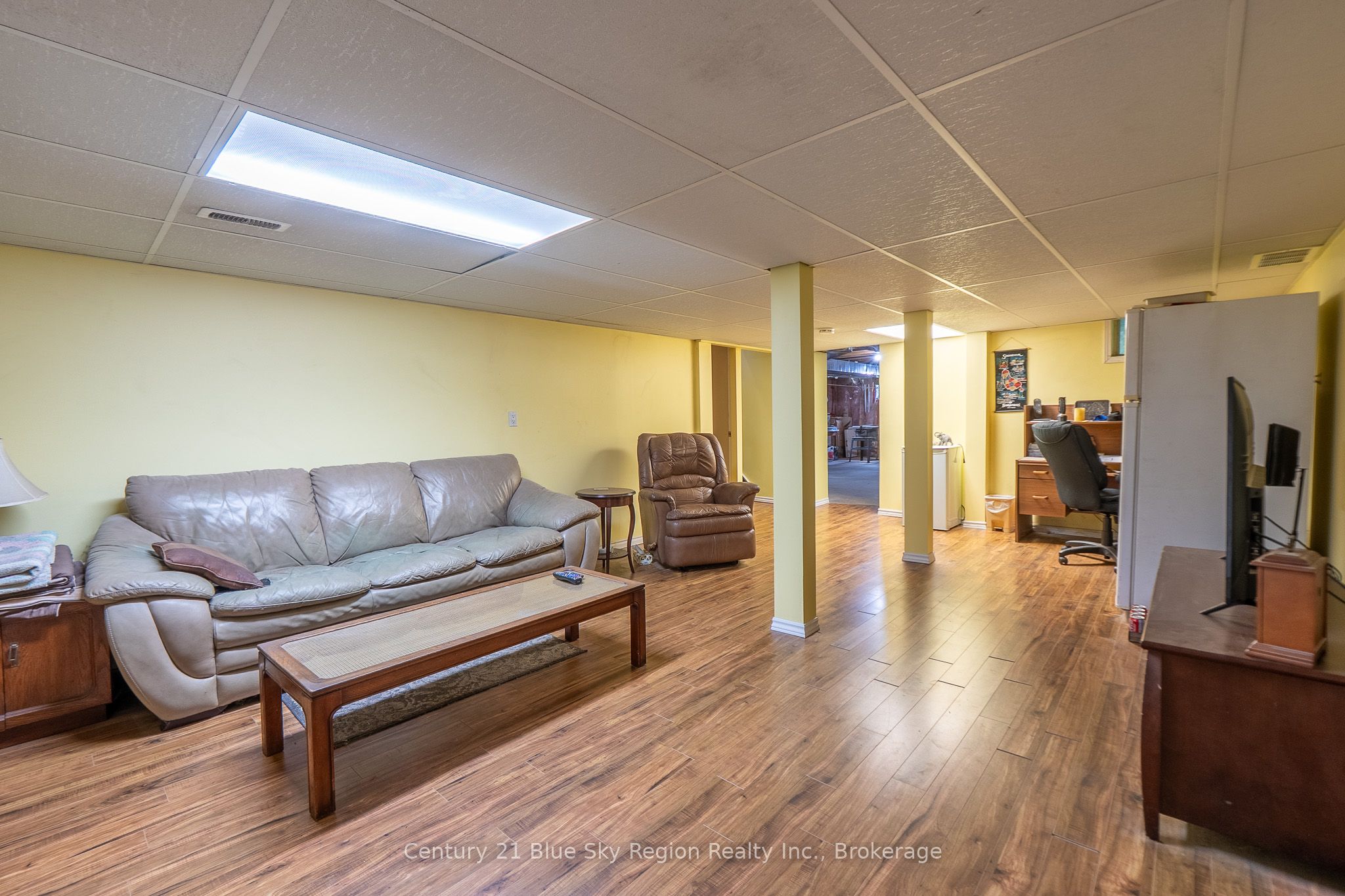 927 Albert Street Property Photo 26