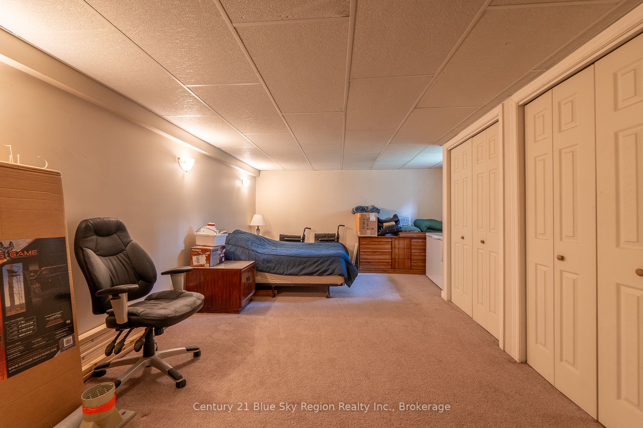 927 Albert Street Property Photo 28