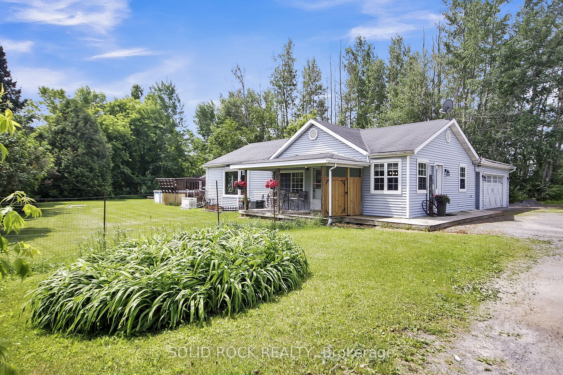 7312 Bank Street Property Photo 1