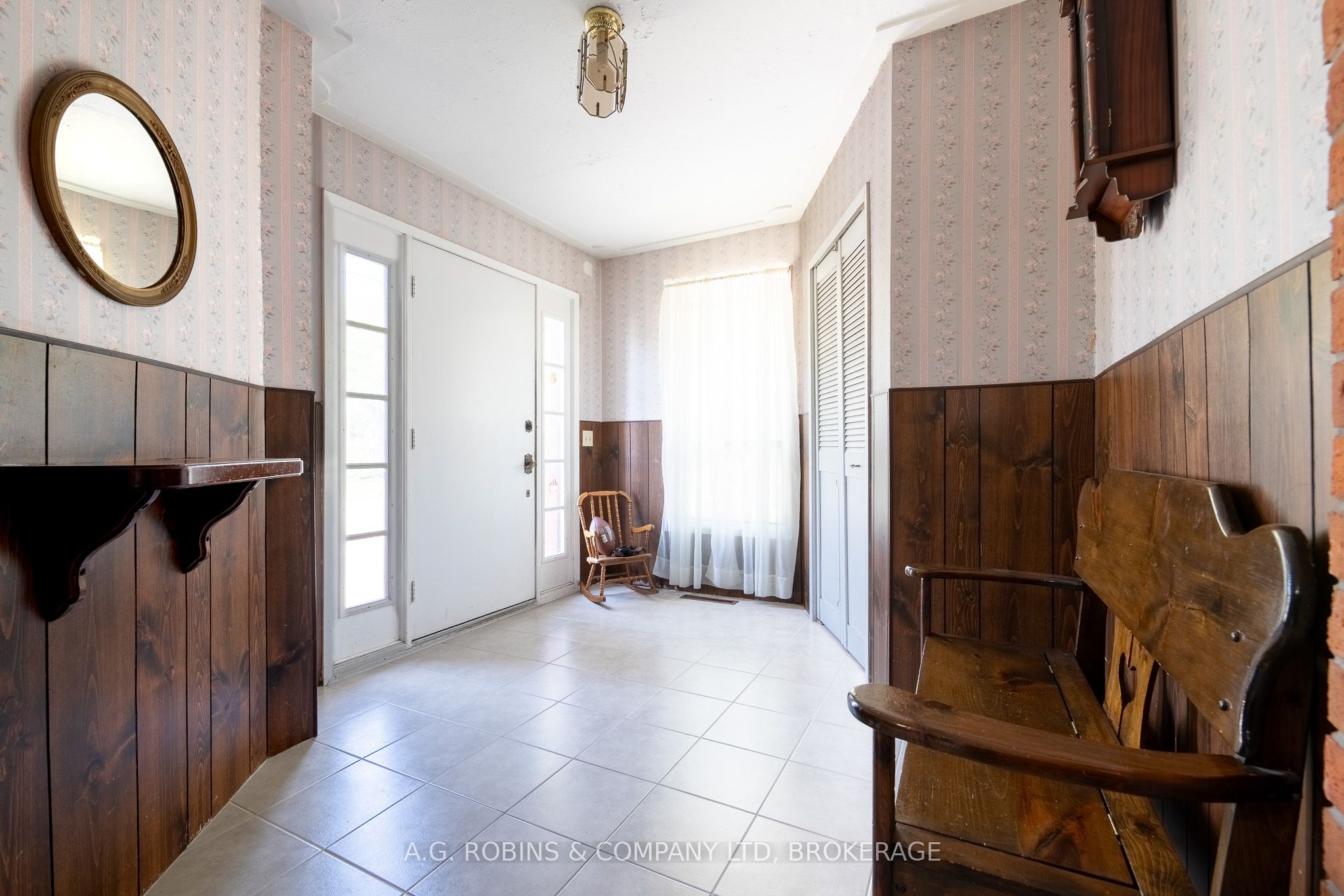52 Charles Street Property Photo 6