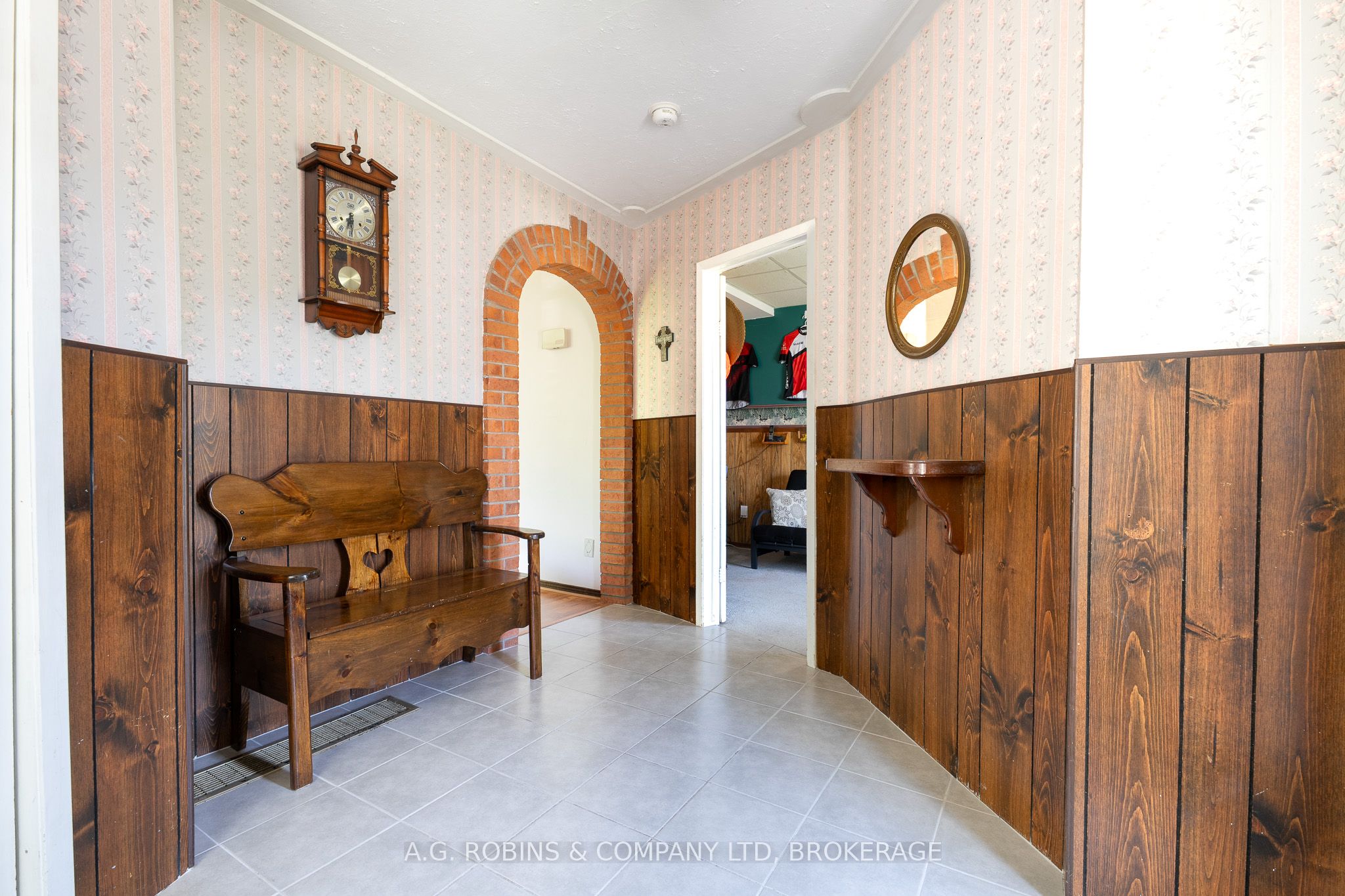 52 Charles Street Property Photo 7