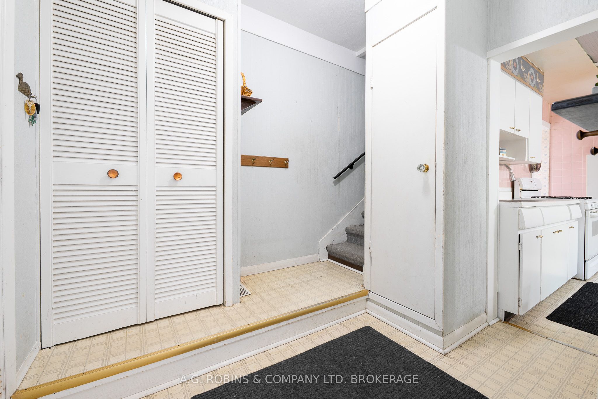 52 Charles Street Property Photo 13