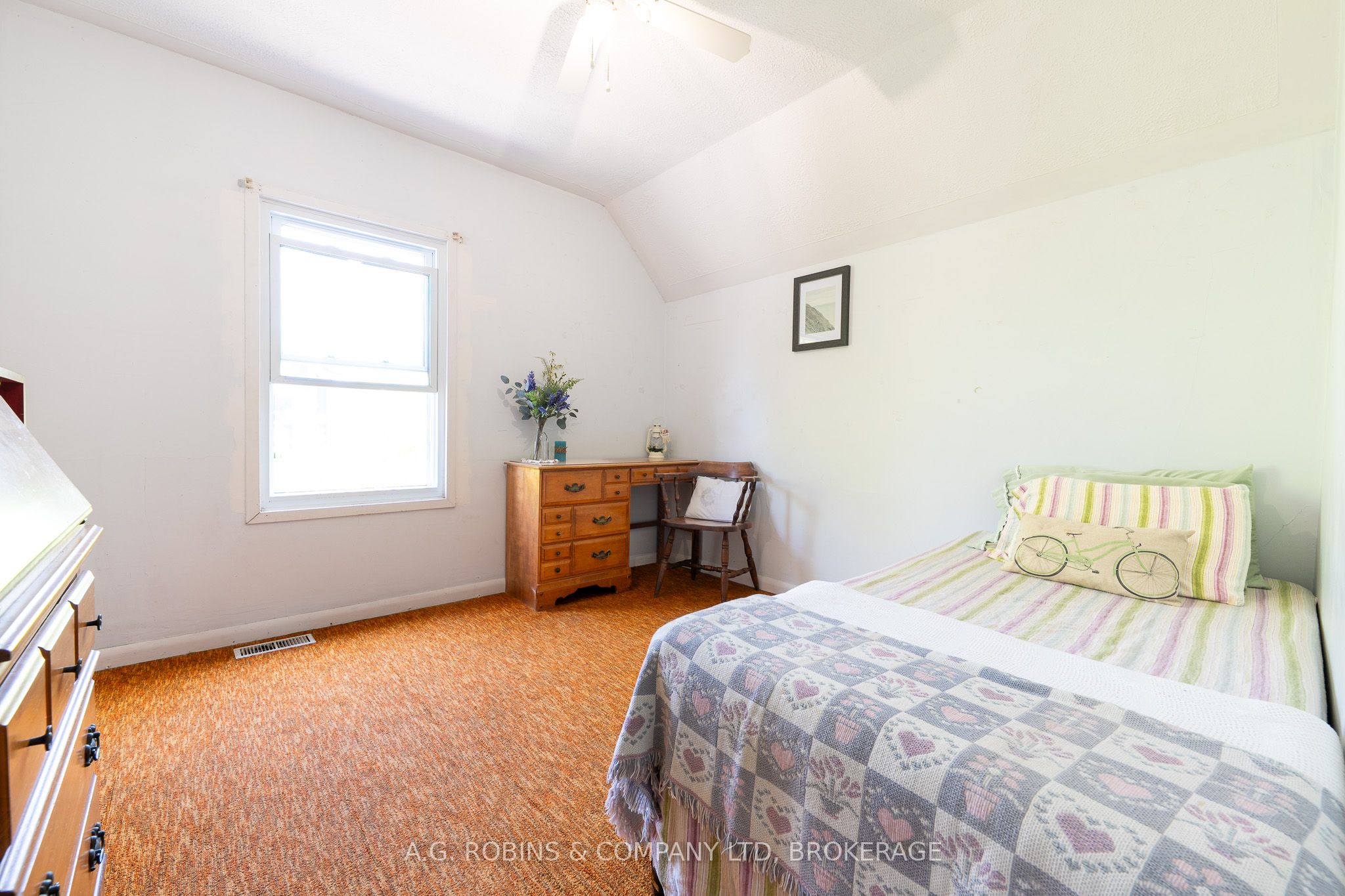 52 Charles Street Property Photo 17