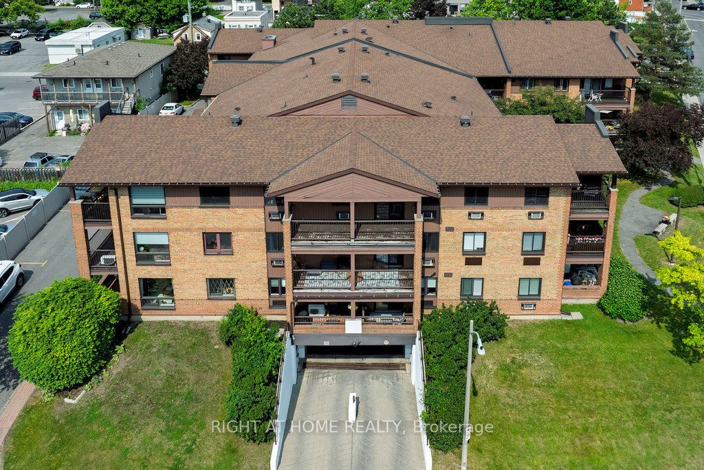 316 Savard Ave Property Photo 1