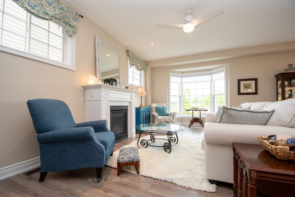 10 Silverbrook Avenue Property Photo 6