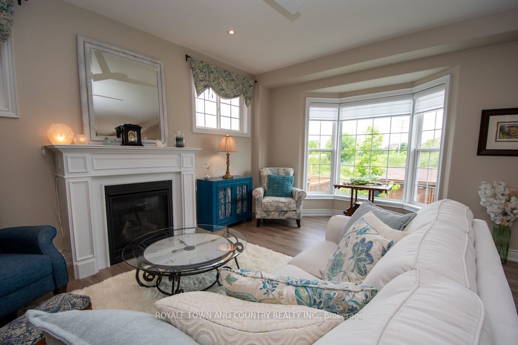 10 Silverbrook Avenue Property Photo 7