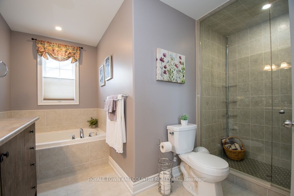 10 Silverbrook Avenue Property Photo 24