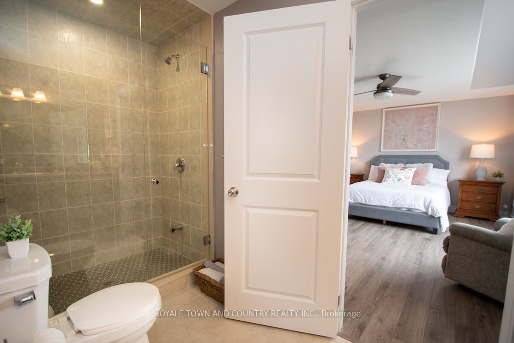 10 Silverbrook Avenue Property Photo 25