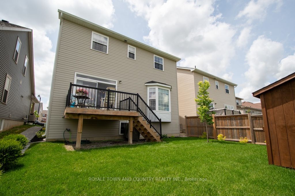 10 Silverbrook Avenue Property Photo 35