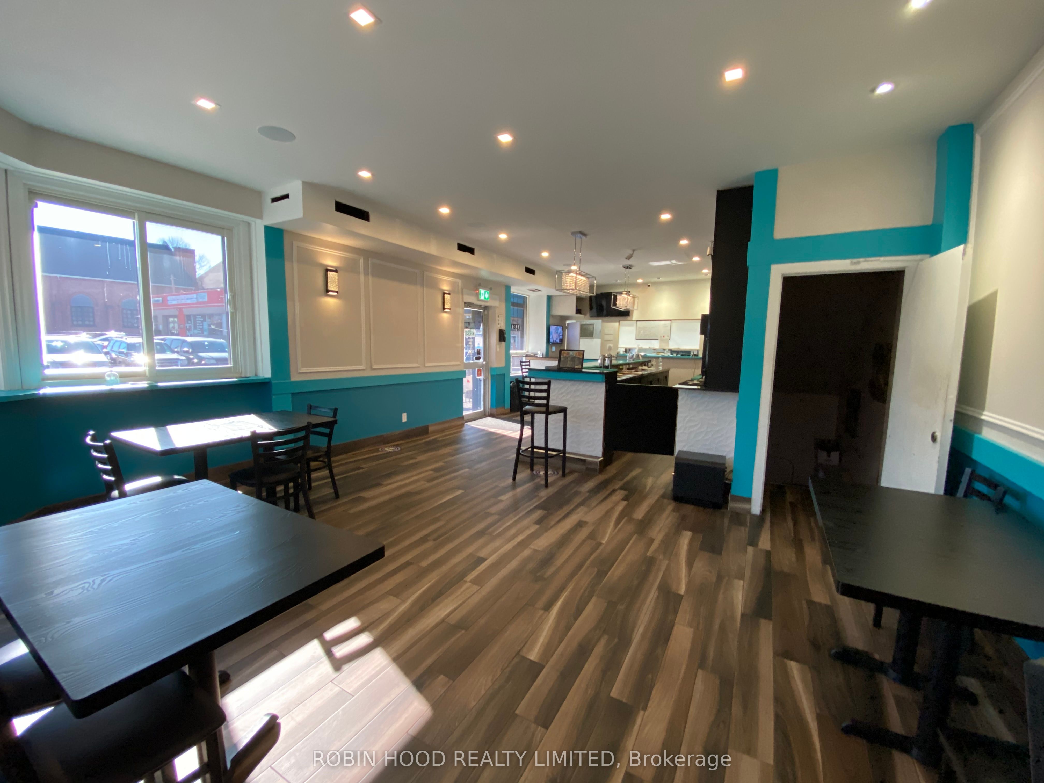 362 Barton Street E Property Photo 3
