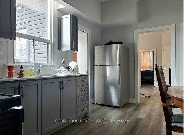 362 Barton Street E Property Photo 12