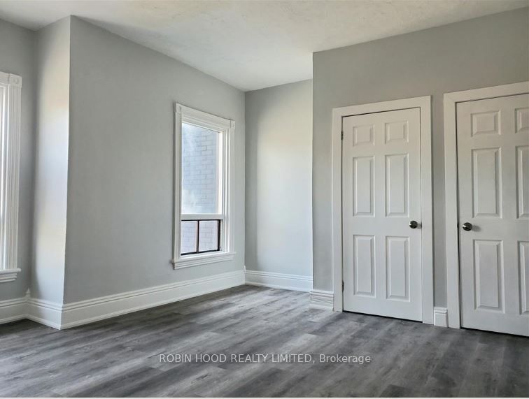 362 Barton Street E Property Photo 13
