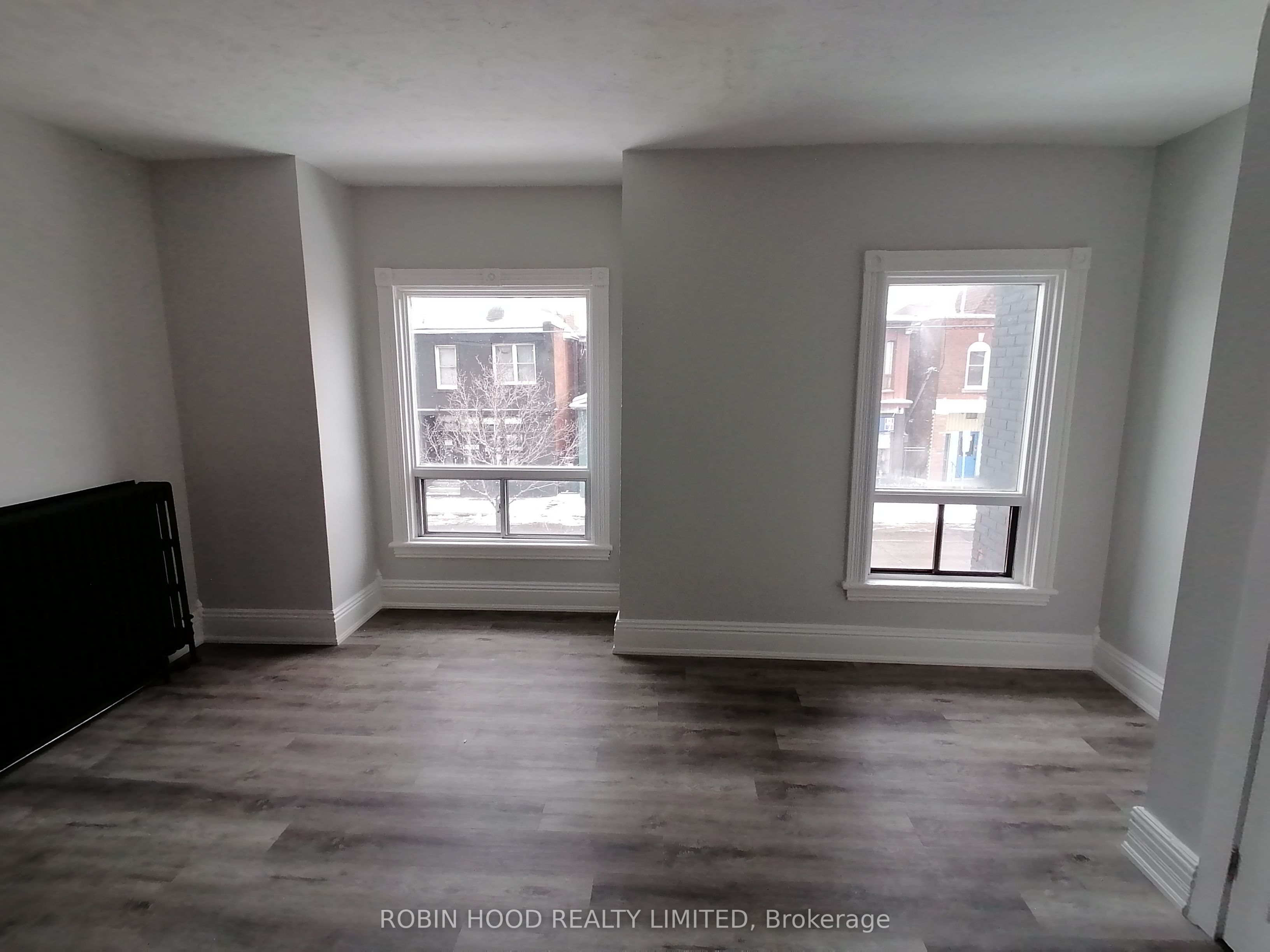 362 Barton Street E Property Photo 15