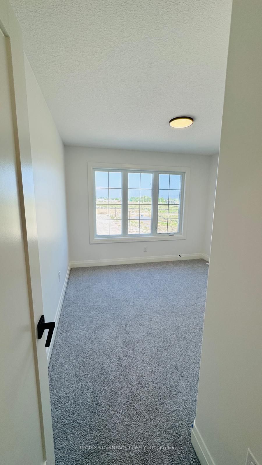 235 Kennington Way 9 Property Photo 13