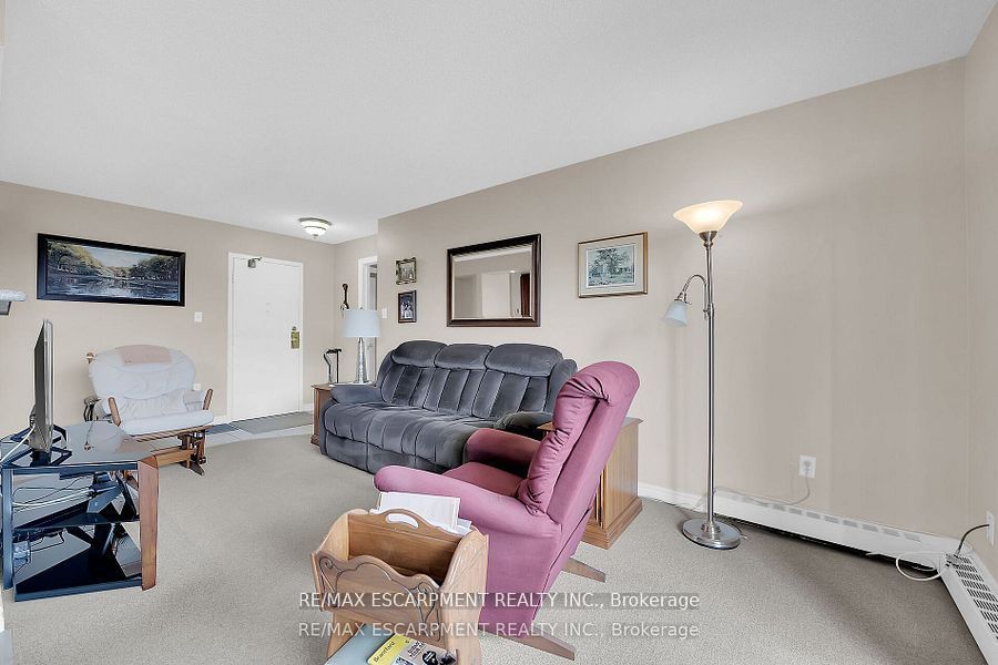 793 Colborne Street E 512 Property Photo 12