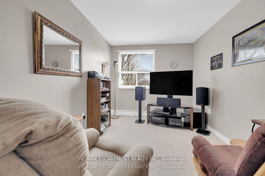 793 Colborne Street E 512 Property Photo 23