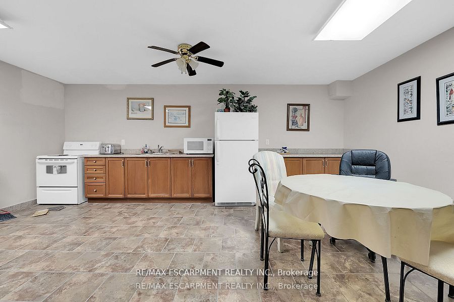 793 Colborne Street E 512 Property Photo 31