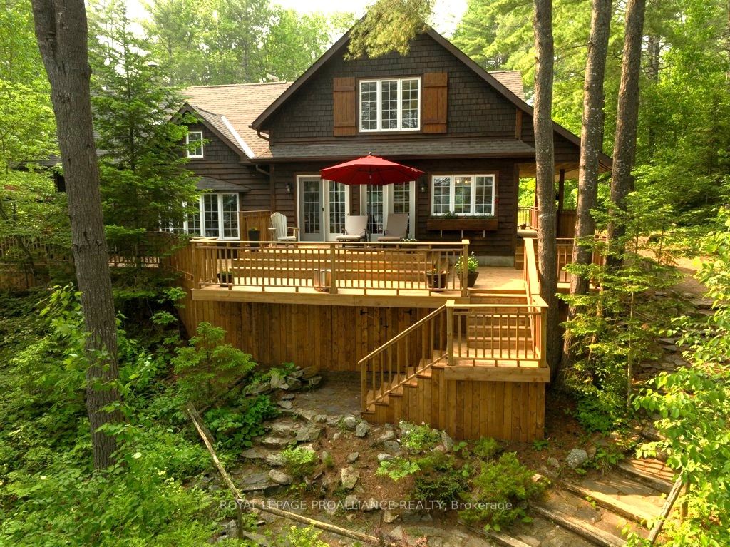 1421 Turtle Lake Lane