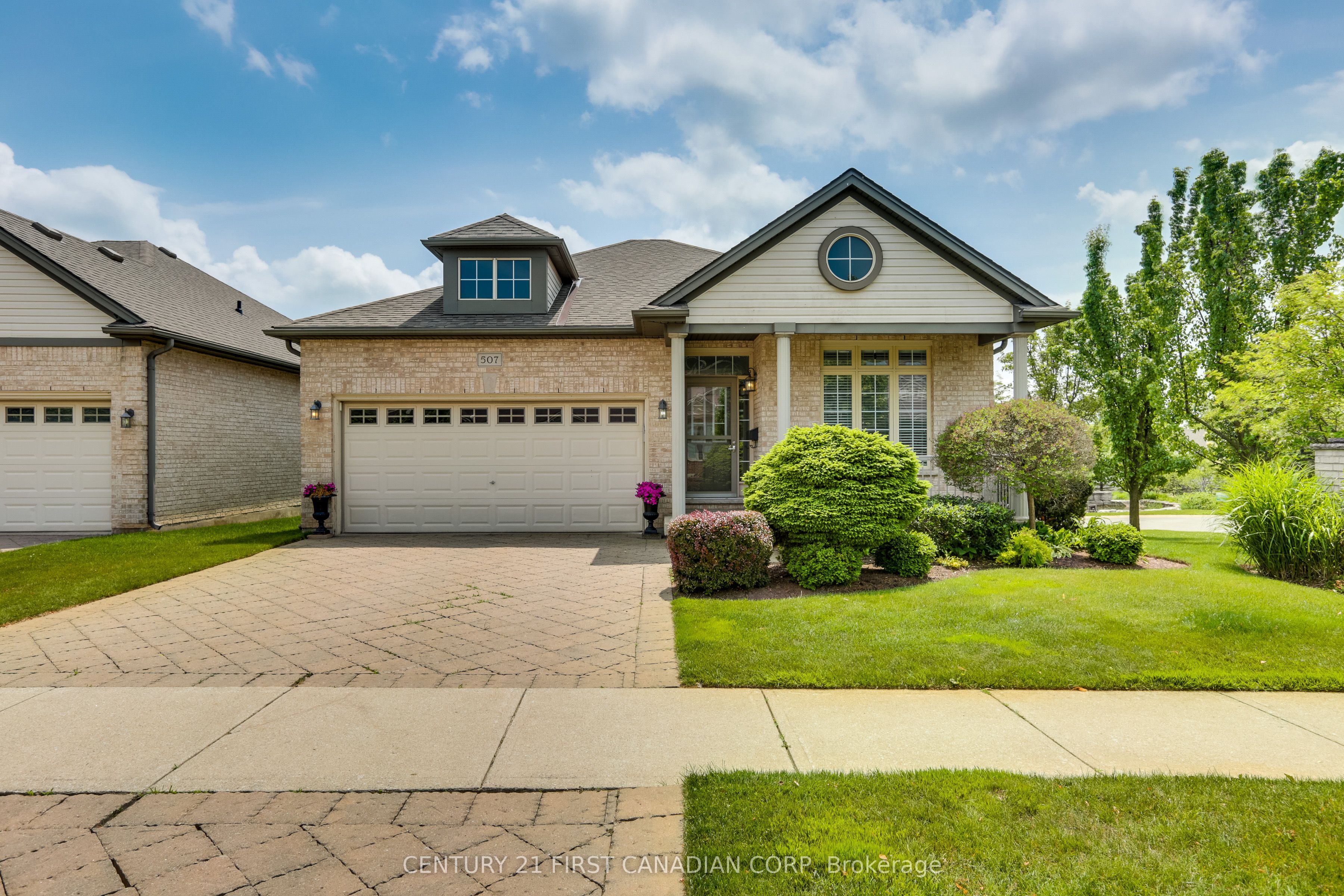 507 Blue Jay Drive Property Photo 1