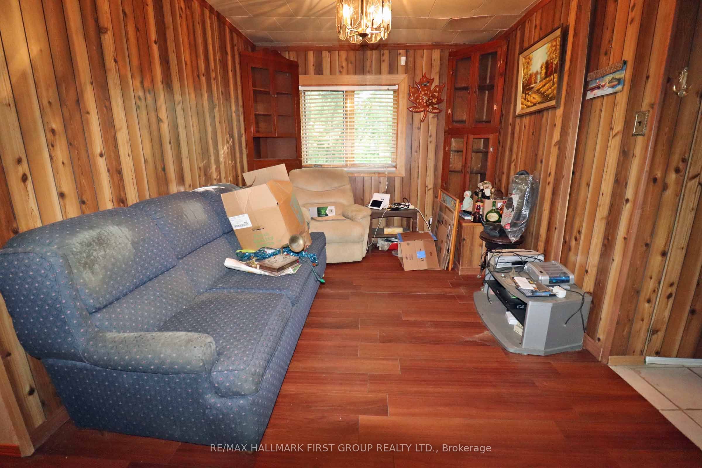 1586 Sulphide Road Property Photo 13