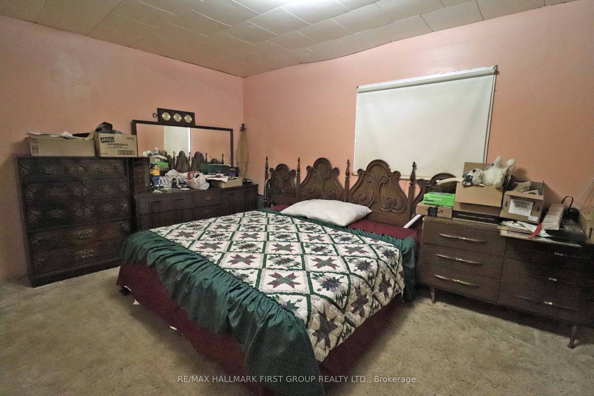 1586 Sulphide Road Property Photo 14