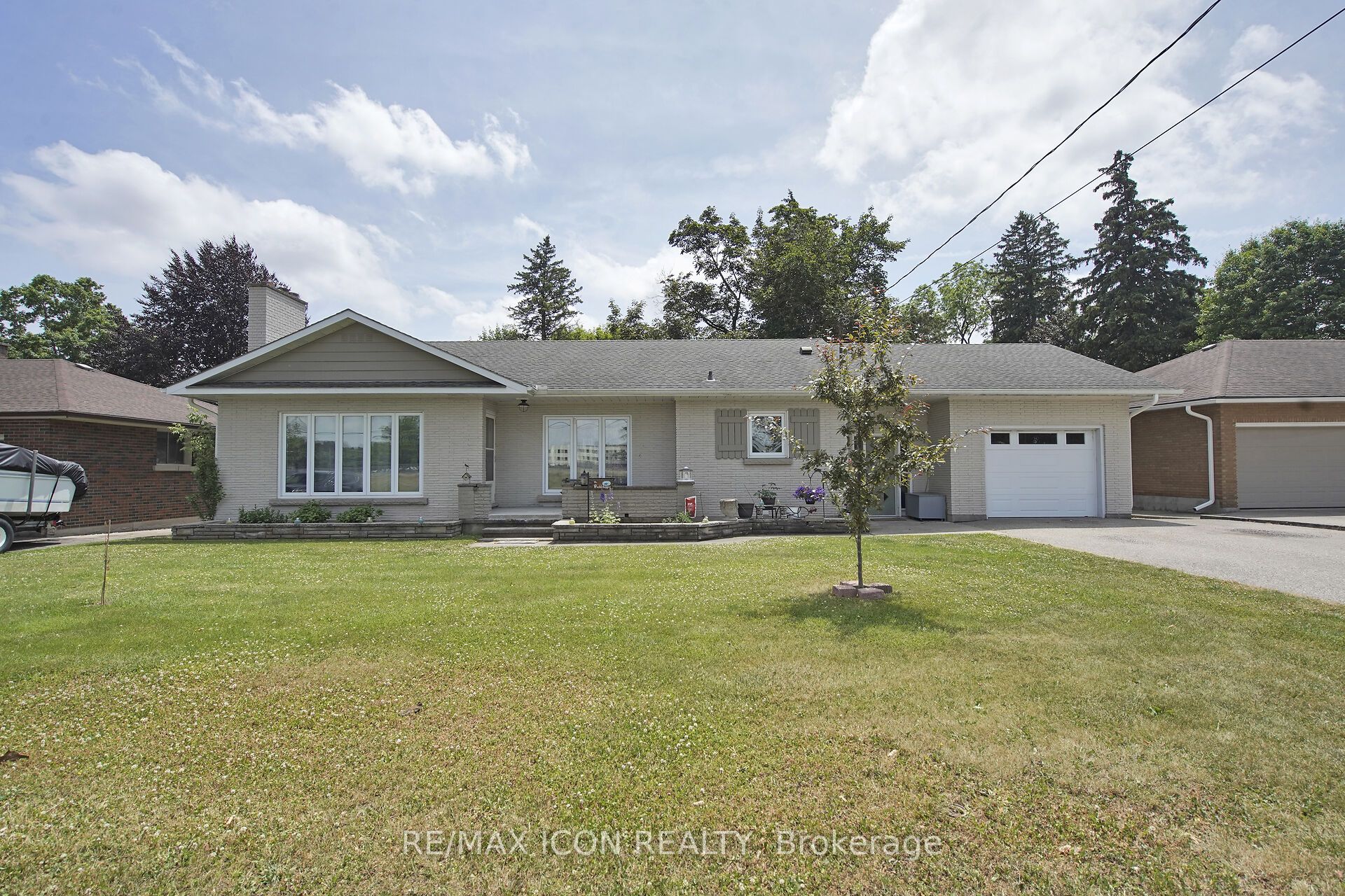 103 Brock Street E Property Photo 1