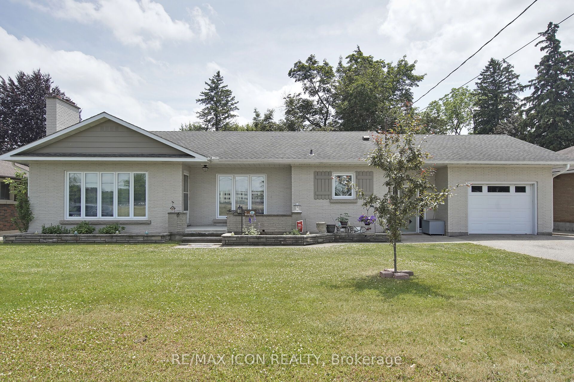 103 Brock Street E Property Photo 6