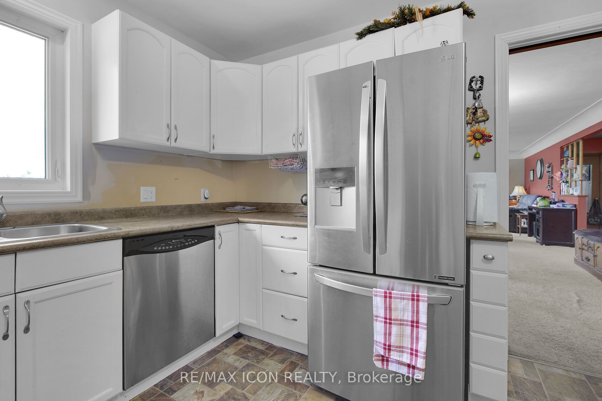 103 Brock Street E Property Photo 12