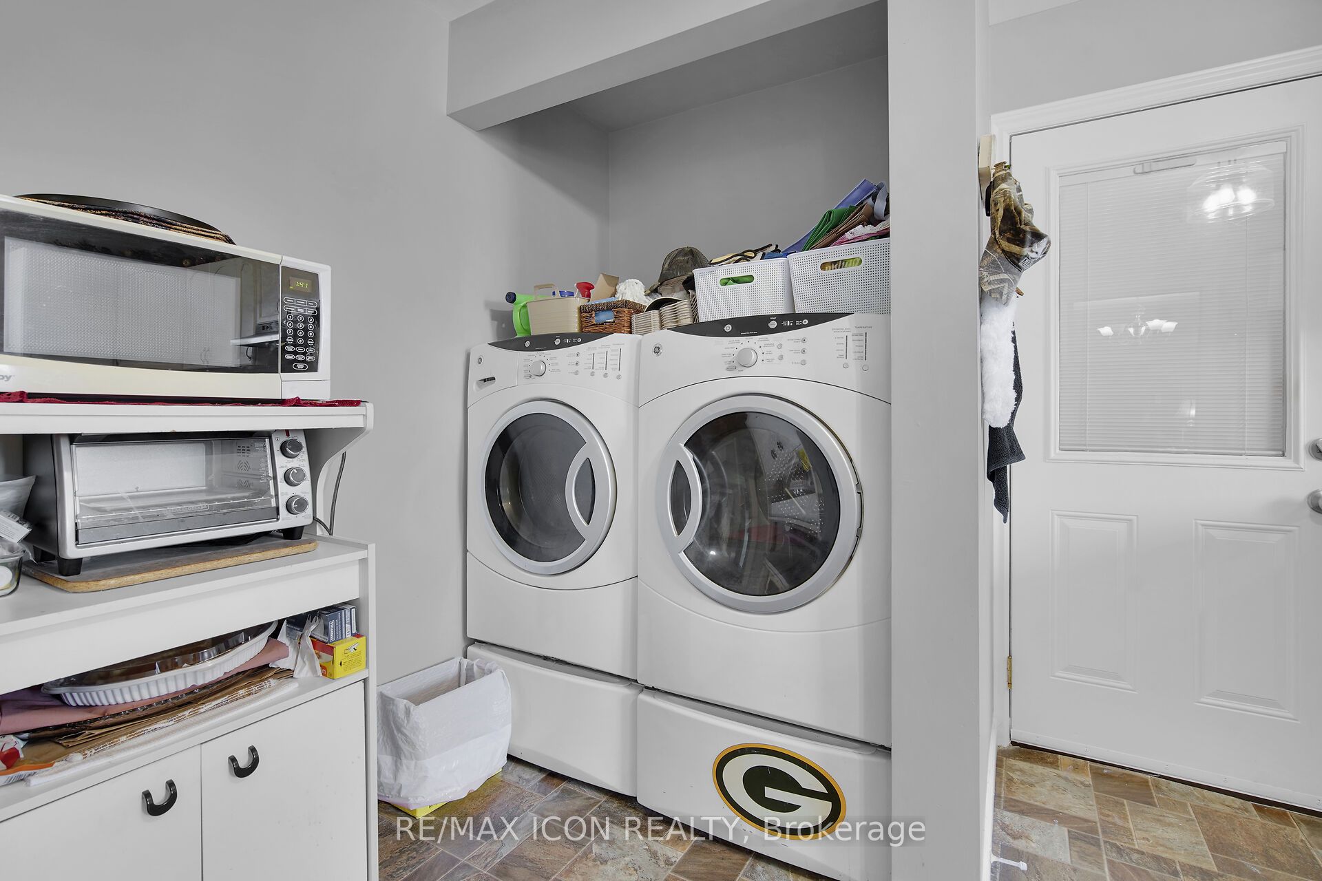 103 Brock Street E Property Photo 25