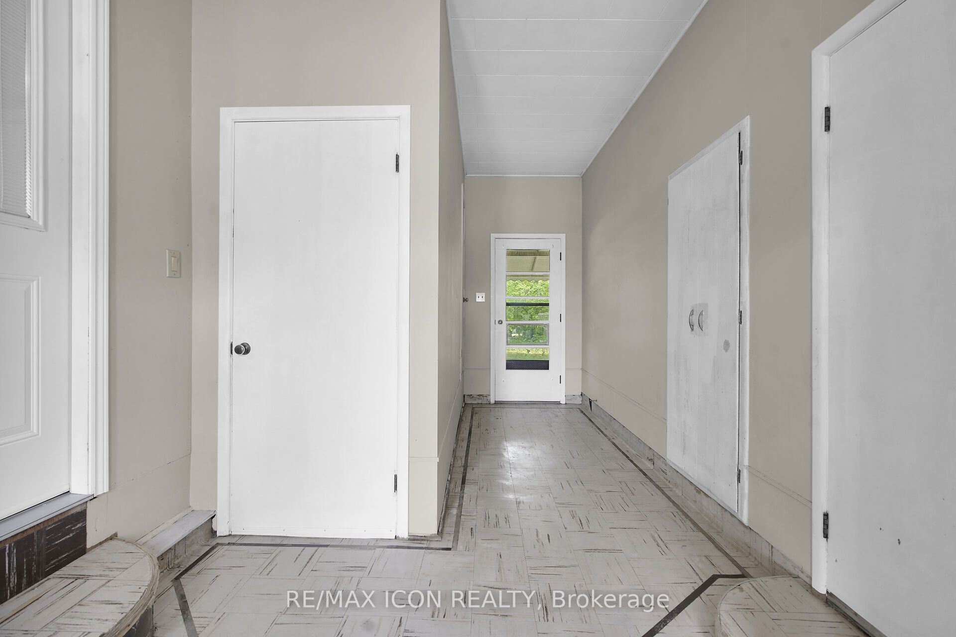 103 Brock Street E Property Photo 27