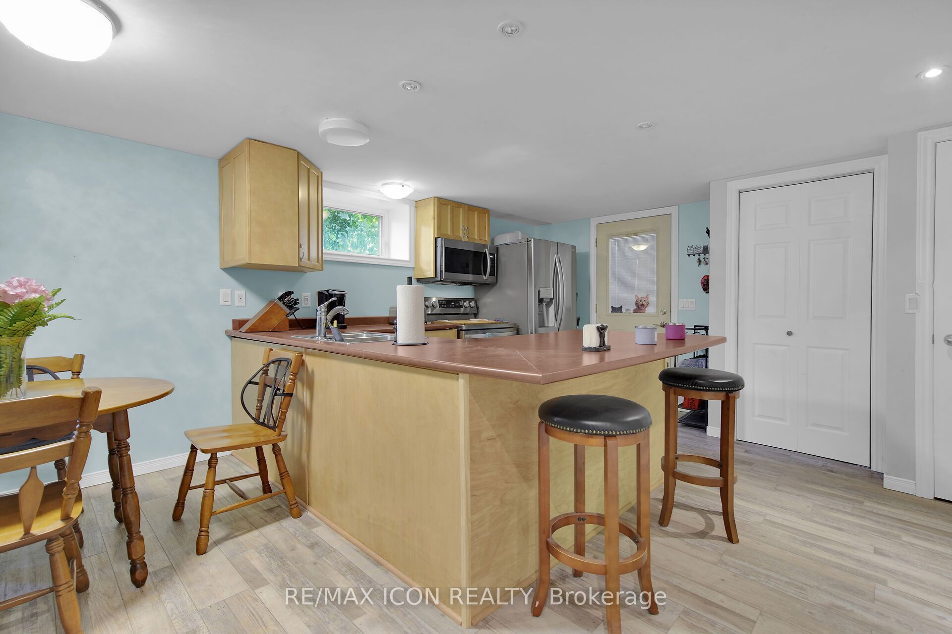 103 Brock Street E Property Photo 30