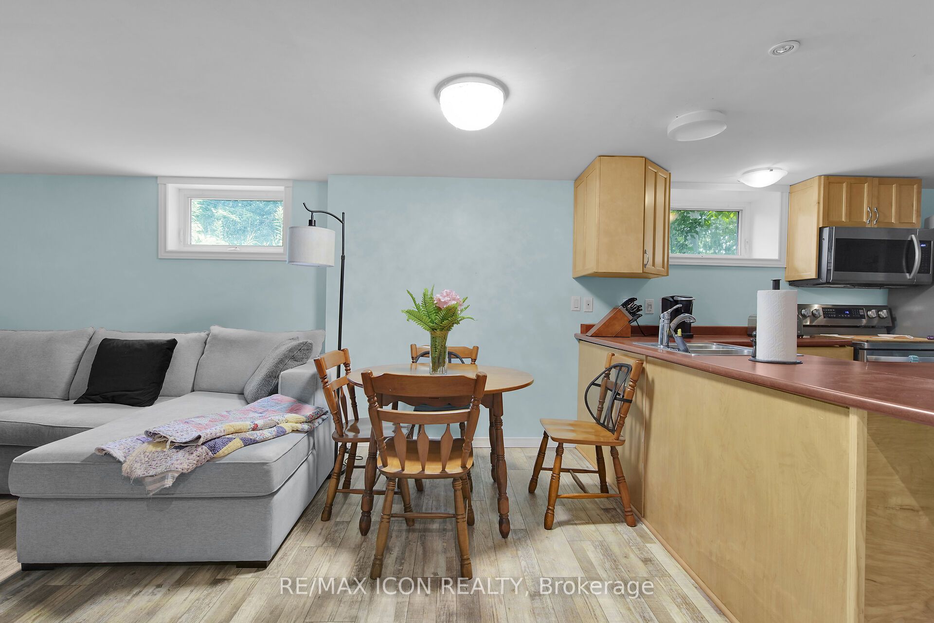 103 Brock Street E Property Photo 33